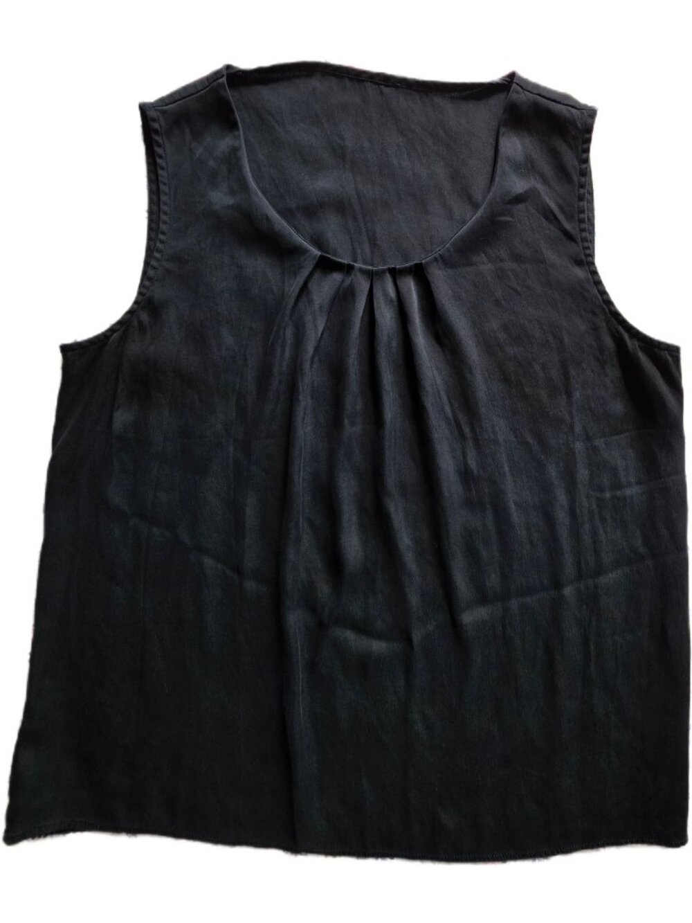 92% Silk Black Pleated Minimalist Tank Top L